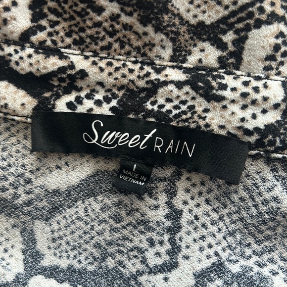 Reptile Print Shirt - Picture 3 of 4